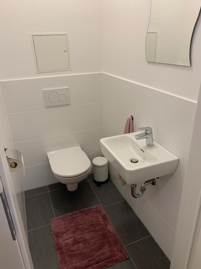 Modern Airconditioned City Apartment Close To Vic Вена Экстерьер фото