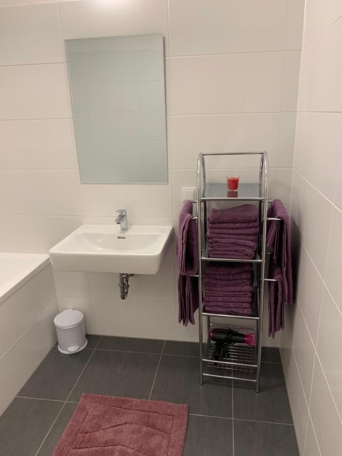 Modern Airconditioned City Apartment Close To Vic Вена Экстерьер фото